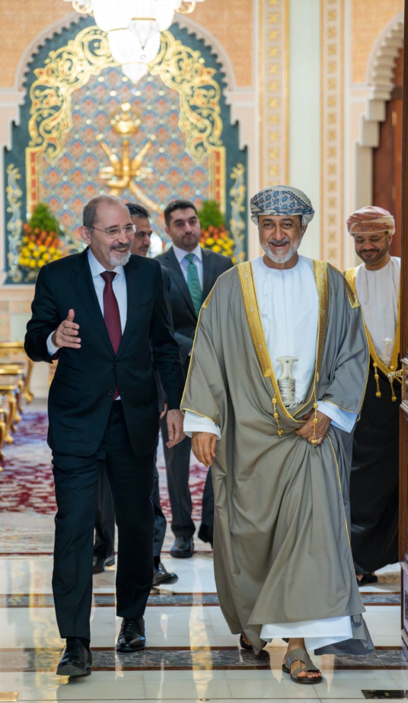 His Majesty receives Jordanian Foreign Minister