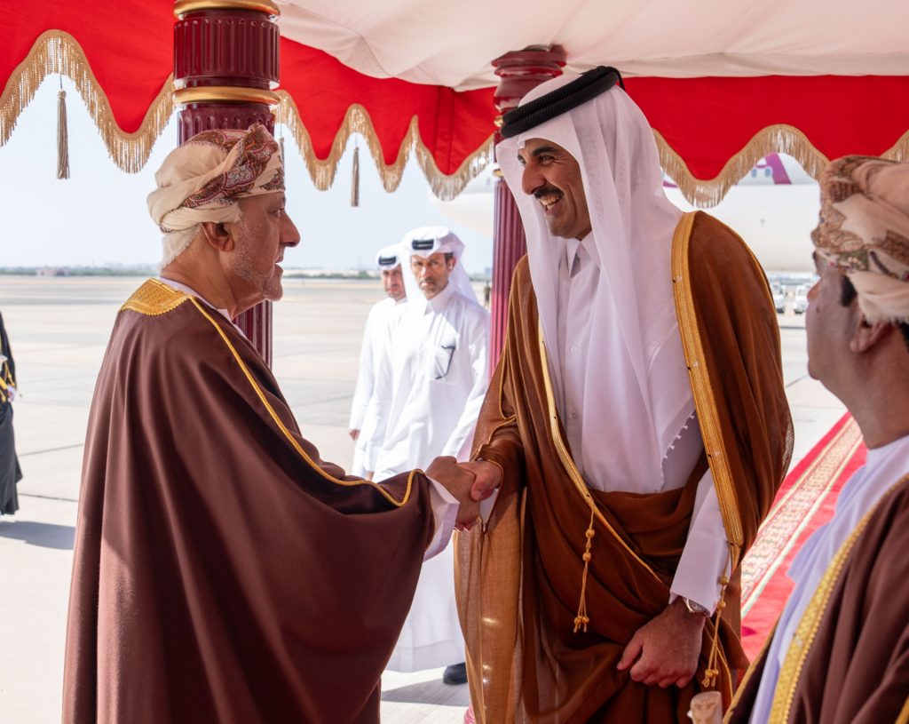 Emir of Qatar arrives in Oman on Private Fraternal Visit