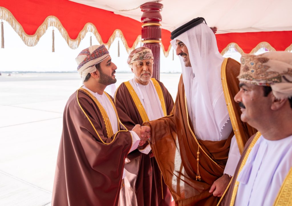 Emir of Qatar arrives in Oman on Private Fraternal Visit