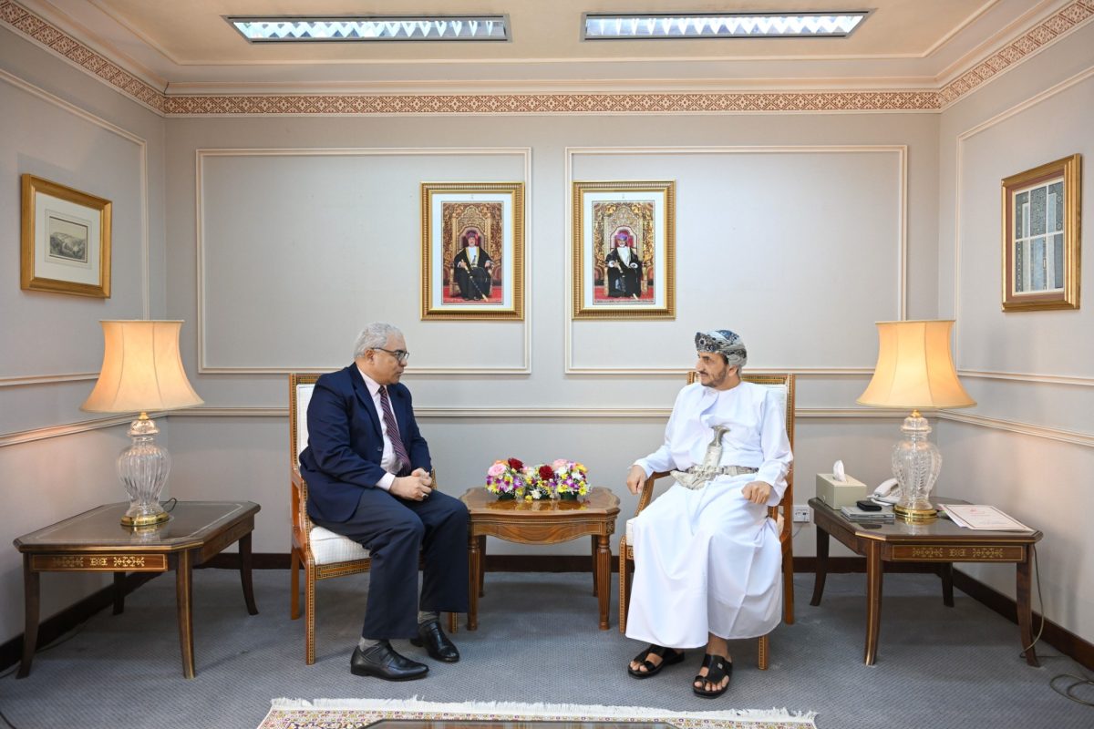 Sheikh-Khalifa-Alharthy-with-Cuba-Ambassador-designate