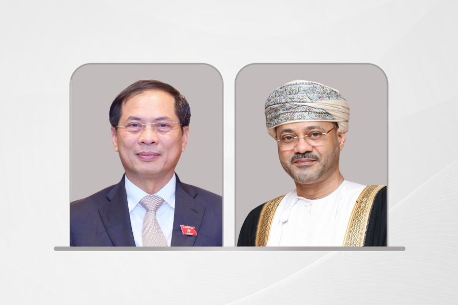 Oman-Foreign-Minister-phone-call-Foreign-Minister-Vietnam