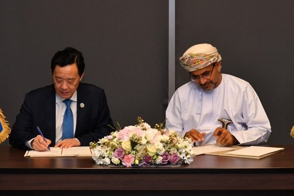 Oman-and-the-FAO-signing-an-agreement