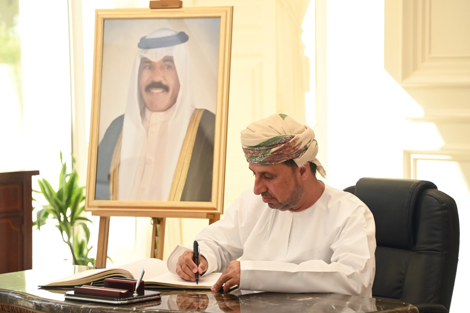 A number of officials offer their condolences on the death of the late Emir of the State of Kuwait at the Kuwaiti Embassy