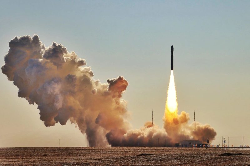 سلطنة عُمان تُطلق أول قمر صناعي عُماني (OL-1) يختصُّ بتقنيات الاستشعار عن بُعد ومراقبة الأرض 