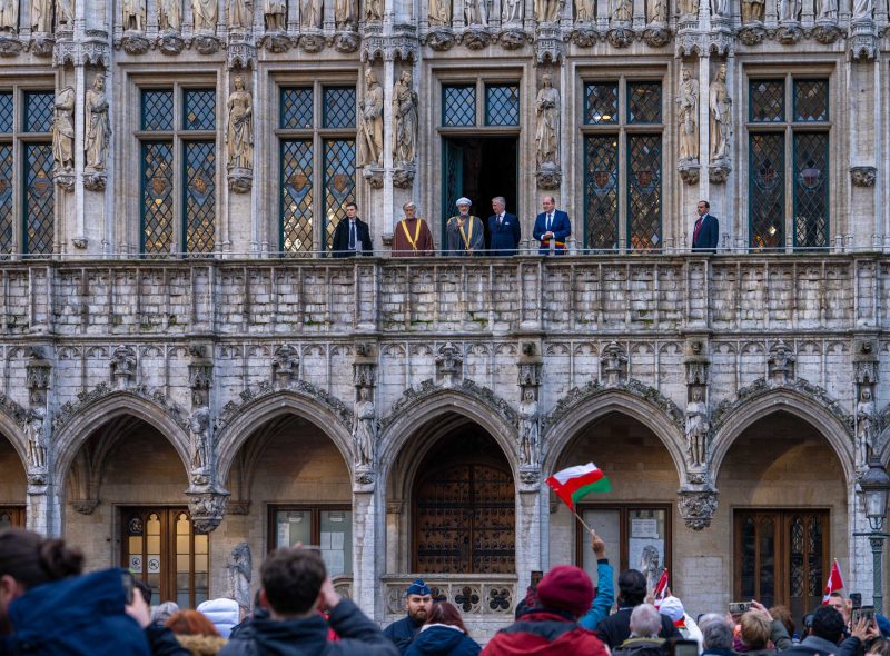 His Majesty visits Brussels City Hall