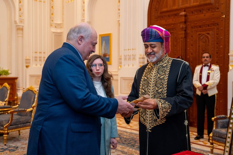 جلالةُ السُّلطان المعظم يُقيم مأدبة عشاء تكريمًا للرئيس البيلاروسي
