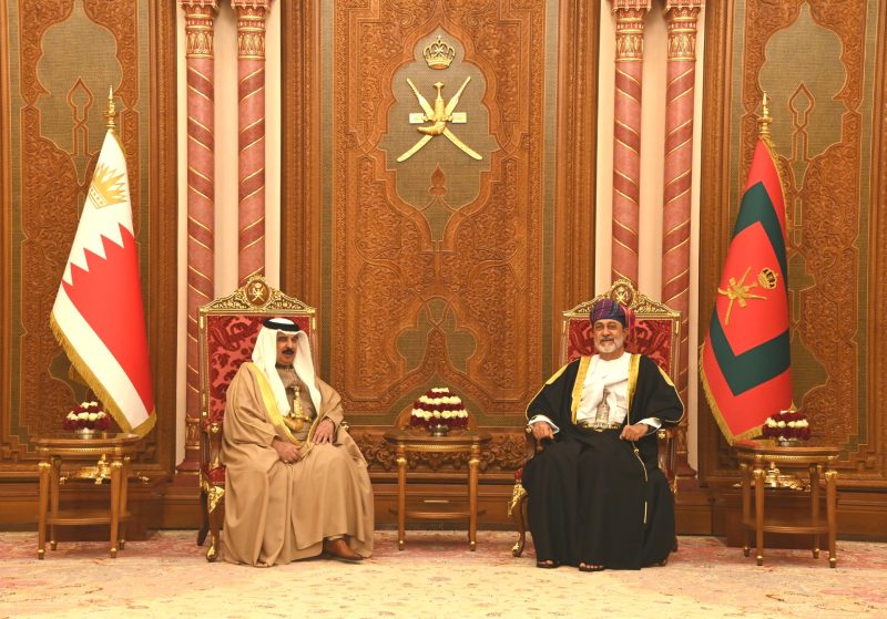 The King of Bahrain arrives as an honoured guest in Oman