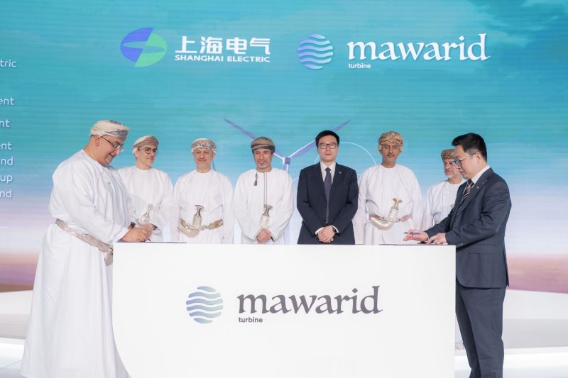 تدشين مصنع متخصّص بالدقم لتصنيع توربينات الرياح بطاقة 1000 ميجاوات سنويًّا