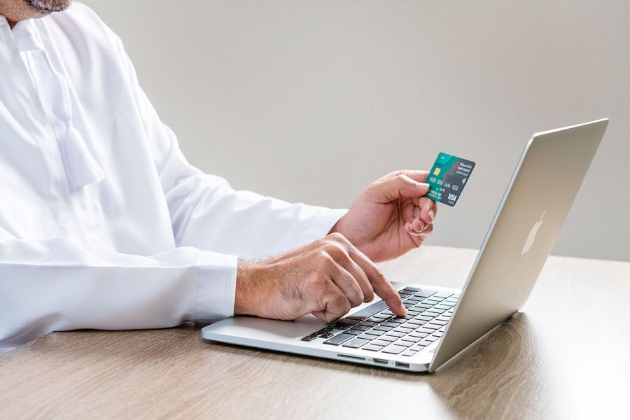 Electronic payment transactions in Oman pass OMR 3 billion