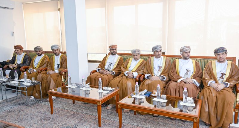 سلطنة عُمان والجزائر تبحثان تعزيز علاقات التعاون الاقتصادي والاستثماري