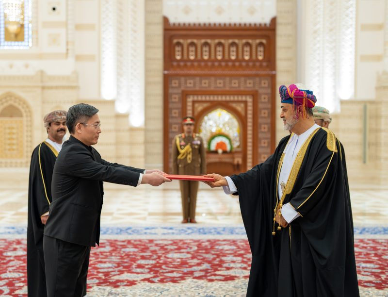 His Majesty The Sultan receives Ambassadors’ credentials