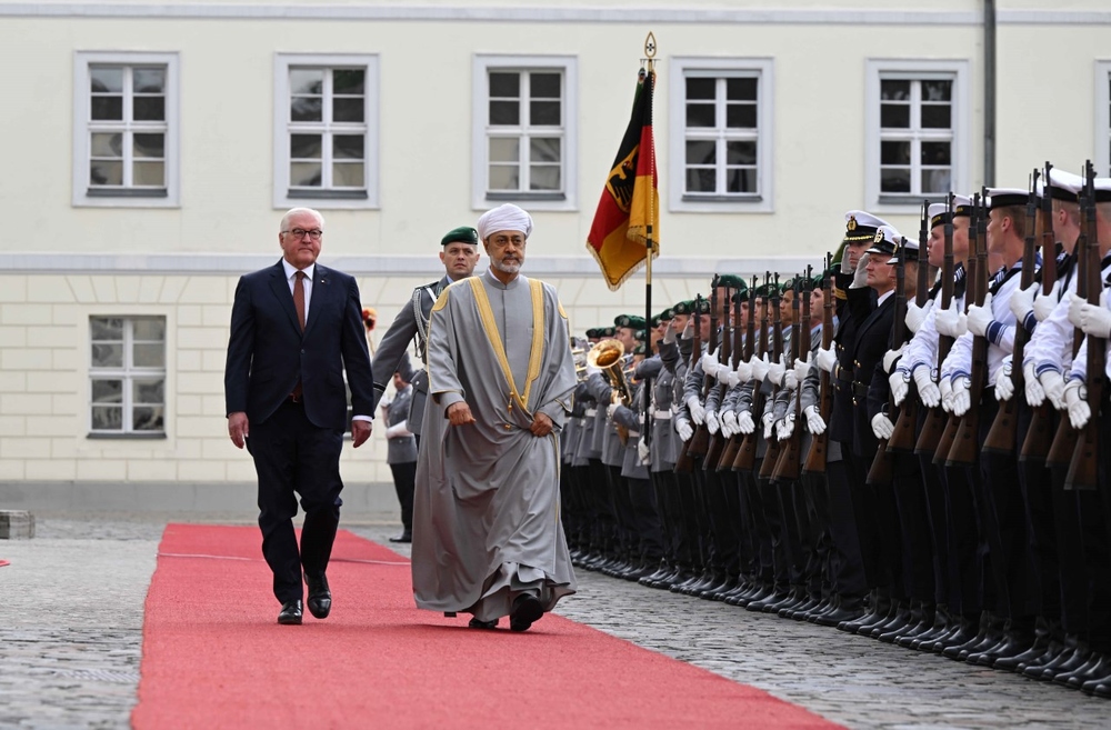 Reception-ceremony-for-official-visit-to-Germany