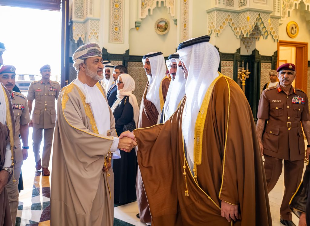 His Majesty gives audience to Crown Prince of Bahrain