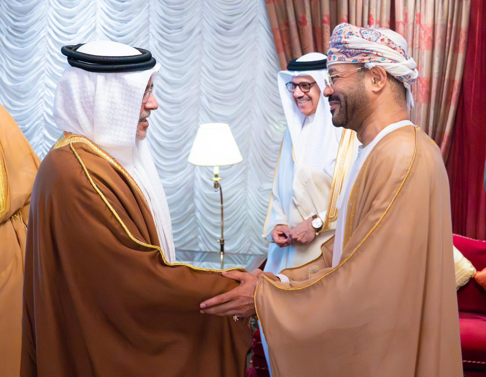 Crown Prince of Bahrain receives Foreign Minister