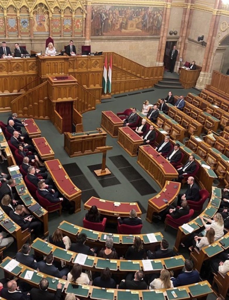 Hungary: Ambassador at presidential election session