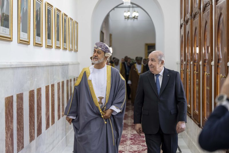 Formal reception ceremony for His Majesty at the Algerian Presidential palace