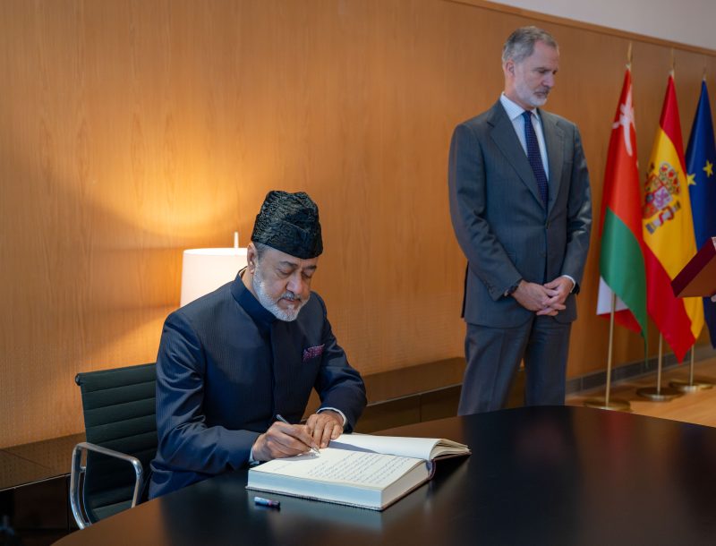 جلالة السُّلطان المعظم يختتم زيارته إلى إسبانيا