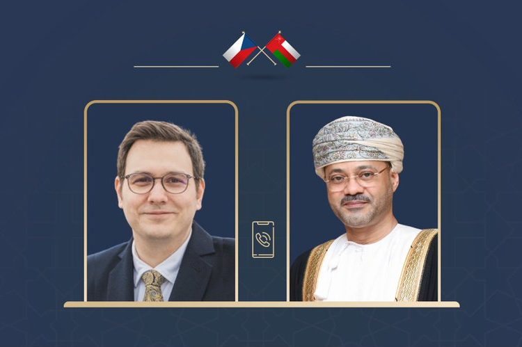 Sayyid-Badr-phonecall-with-Czech-Republic-Foreign-Minister