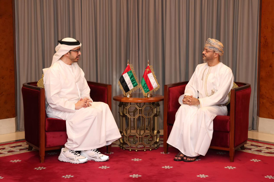 Oman-Foreign-Minister-receives- UAE-Foreign-Minister