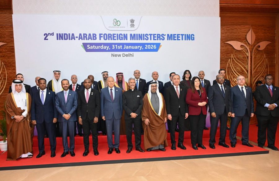 معالي السيد وزير الخارجية يرأس وفد سلطنة عمان في منتدى التعاون العربي الهندي