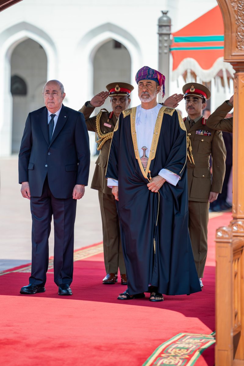 Reception ceremony held for Algerian President on state visit