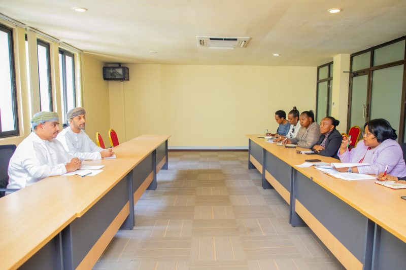 تنزانيا: وزيرة السياحة تستقبل سفير سلطنة عُمان لبحث التعاون السياحي