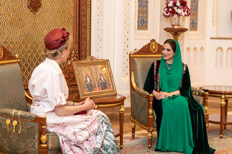 HH-The-Honourable-Lady-receives-Queen-of-Belgium