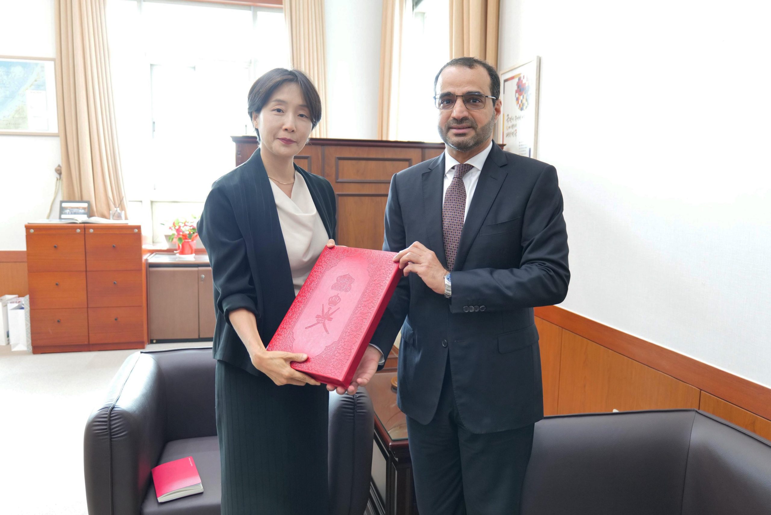 His Majesty sends a written message to Korean President