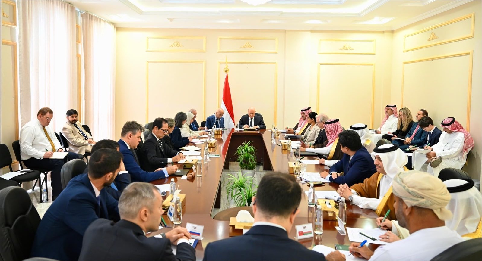 Riyadh: Oman in meeting about political process in Yemen