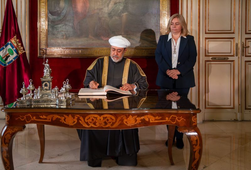 His Majesty visits the Madrid City Council Hall