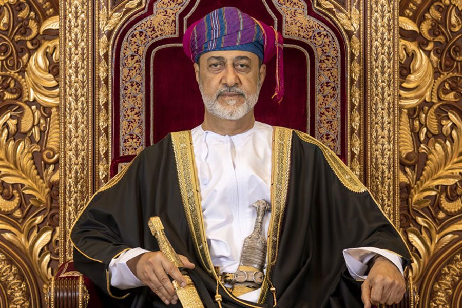 His Majesty issues 16 Royal Decrees