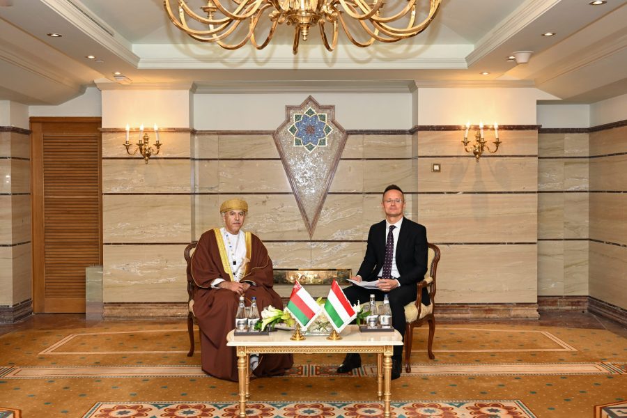 Foreign Ministry Undersecretary for Administrative and Financial Affairs meets Hungary’s Foreign Affairs Minister