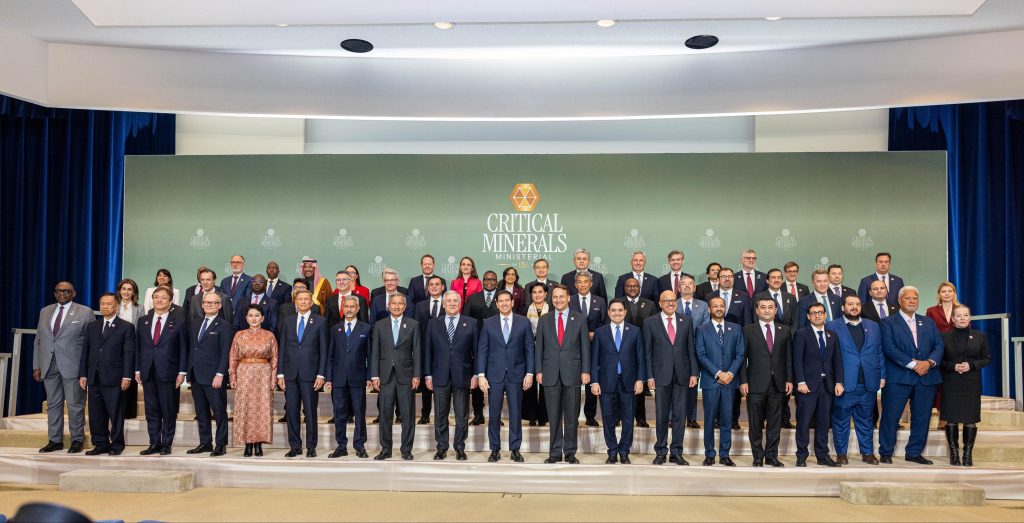 معالي وزير الخارجية يشارك في الحوار الوزاري الدولي في واشنطن