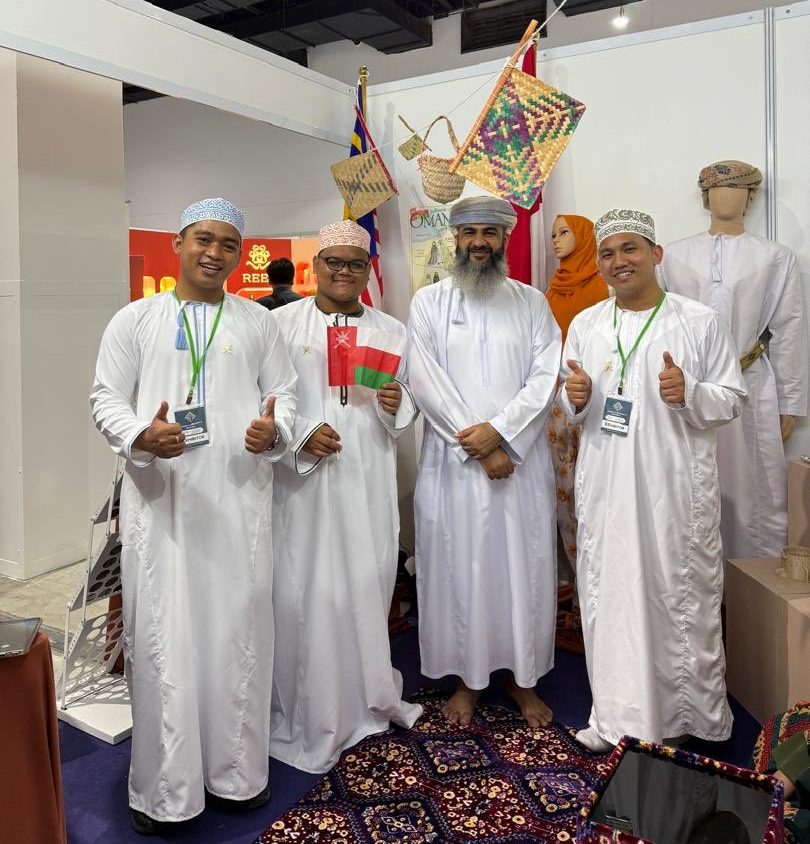 Malaysia: Embassy at Malaysian Muslim festival