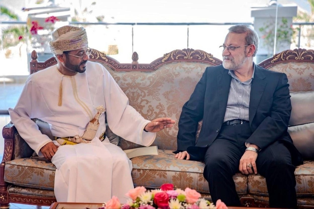 Minister meets with Secretary of Iran's National Security Council