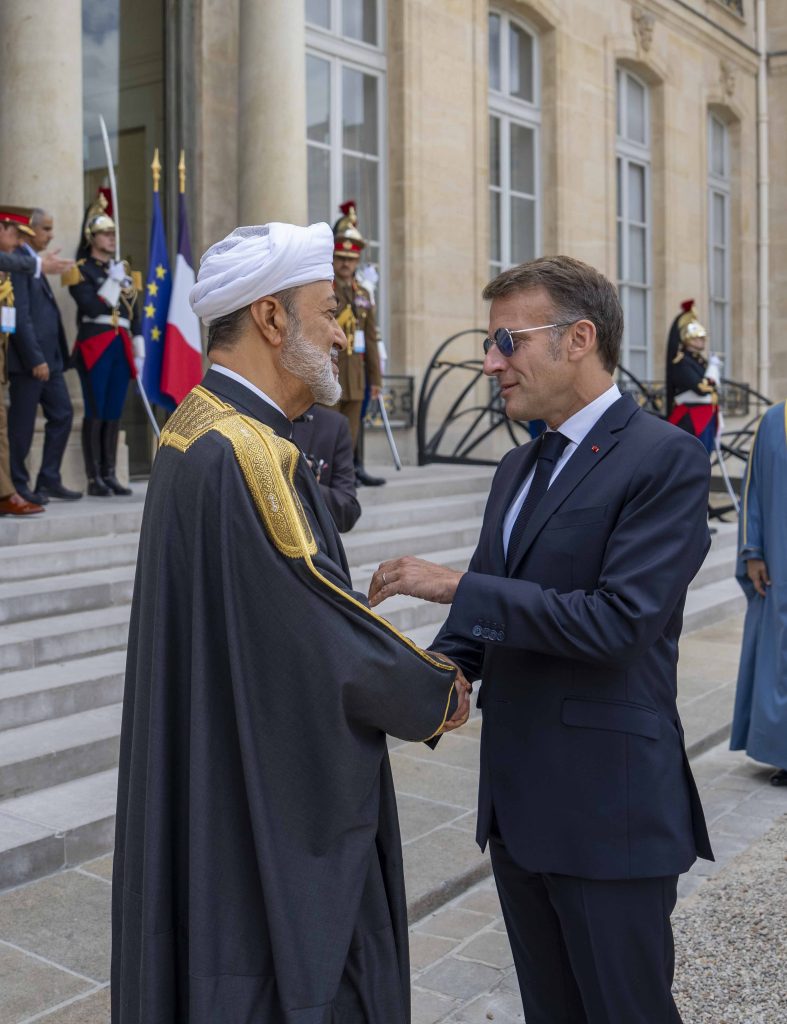 French President hosts luncheon in honour of His Majesty