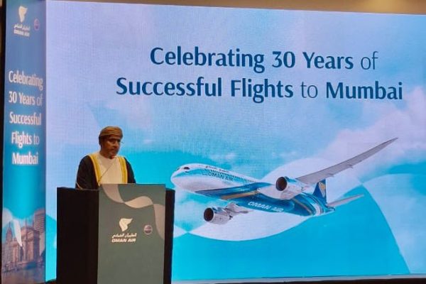 Mumbai: Consul General Marks 30 Years of Muscat Flight Route