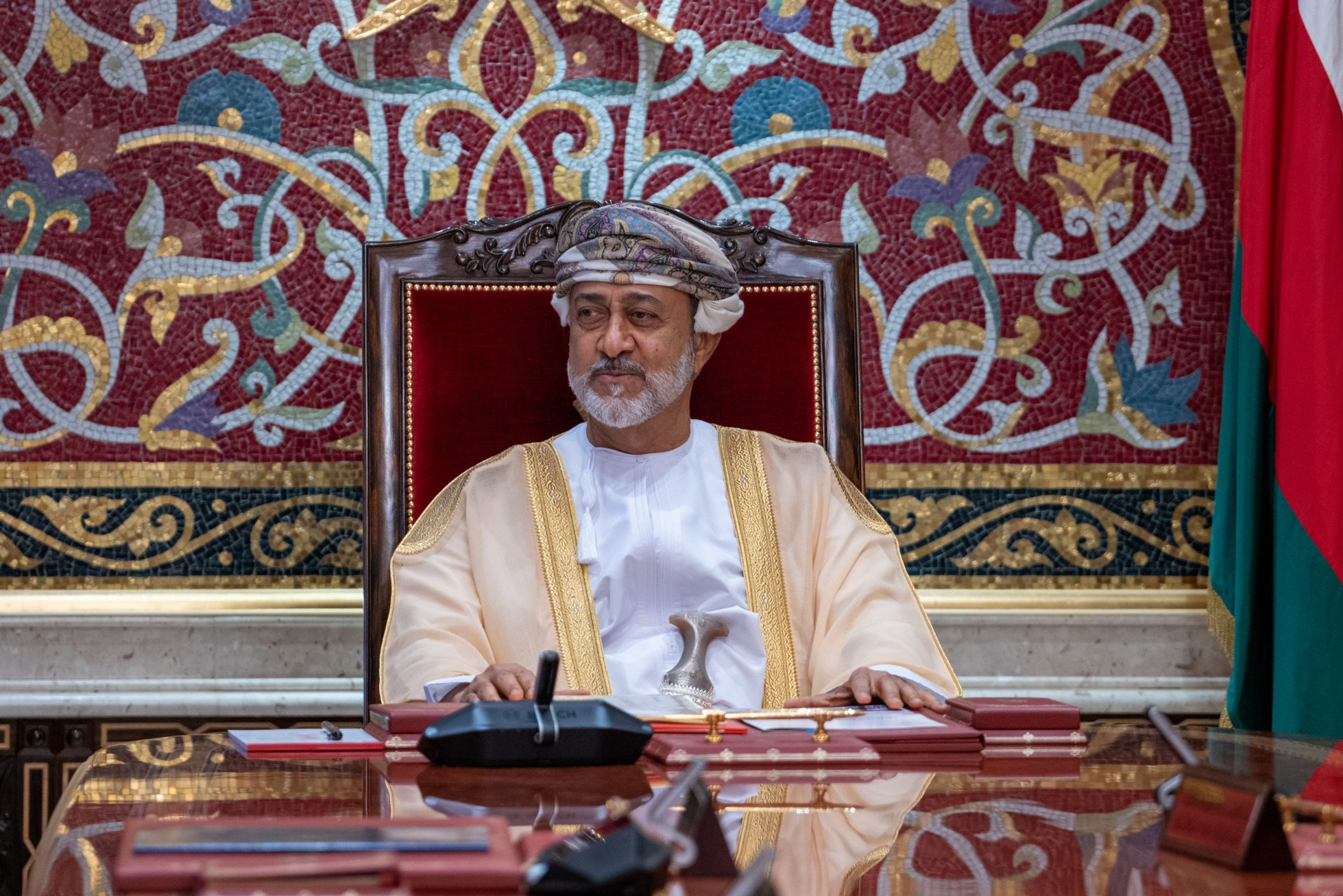 His-Majesty-Presides-Cabinet-Meeting-Salalah