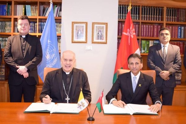 Oman-and-Vatican-establish-diplomatic-relations