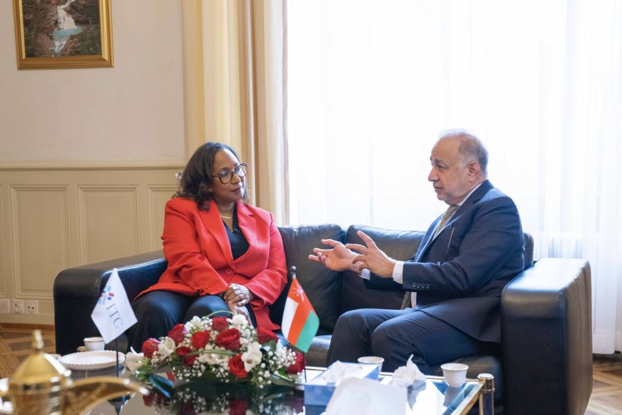 جنيف: سعادة السفير يستقبل سعادة المديرة التنفيذية لمركز، التجارة الدولية