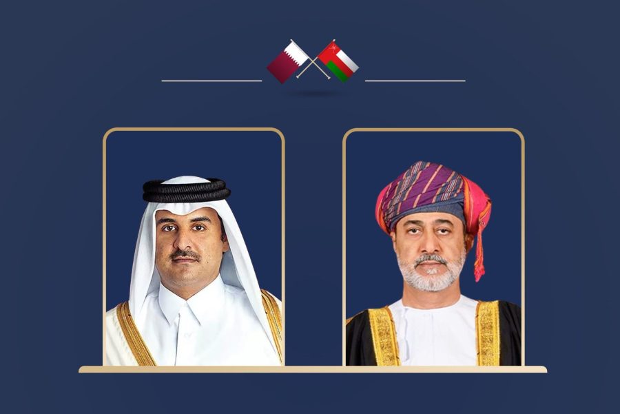 His Majesty discusses regional developments with Emir of Qatar