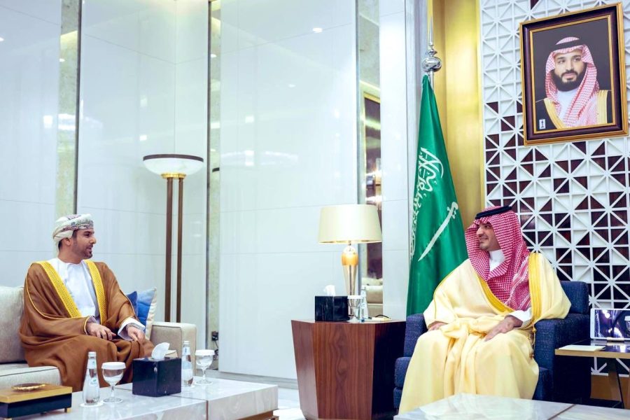 Saudi Arabia: Minister of Interior receives Omani Ambassador