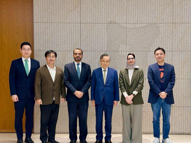 Republic of Korea: Oman’s Ambassador meets founder of SIGONG Tech