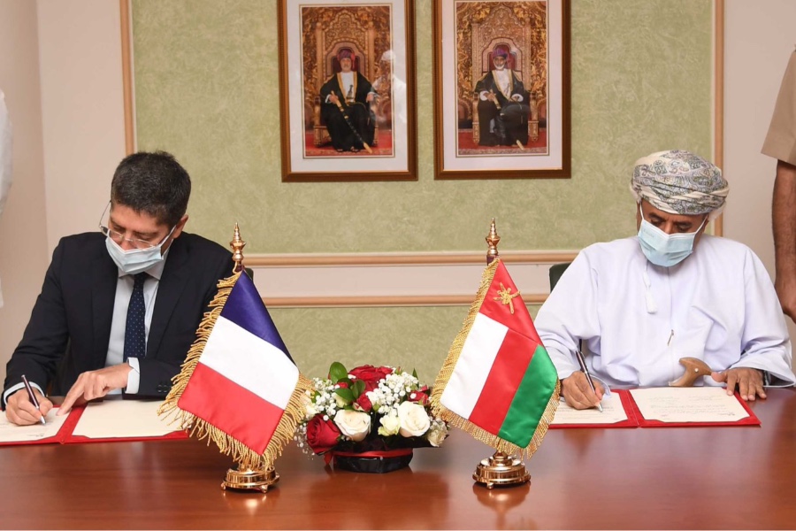 Oman_and_France_sign_memorandum