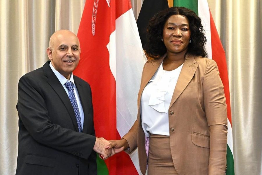 Administrative Undersecertary receives Deputy Foregin Minister of South Africa