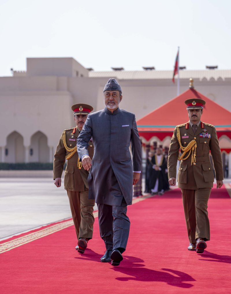 جلالةُ السُّلطان المعظّم يغادر البلاد متوجّهًا إلى إسبانيا