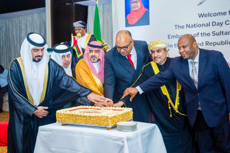 احتفالات متواصلة في سفارات سلطنة عمان حول العالم بمناسبة اليوم الوطني المجيد