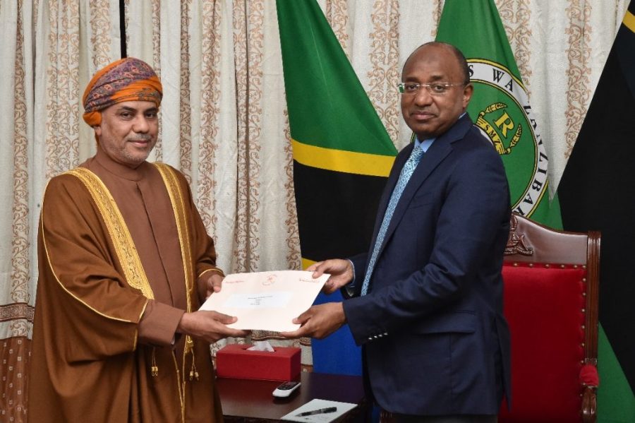 President-of-Zanzibar-receives-Oman-Foreign-Ministry-Undersecretary