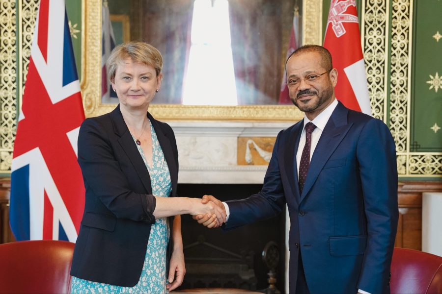 Minister discuss cooperation with UK counterpart