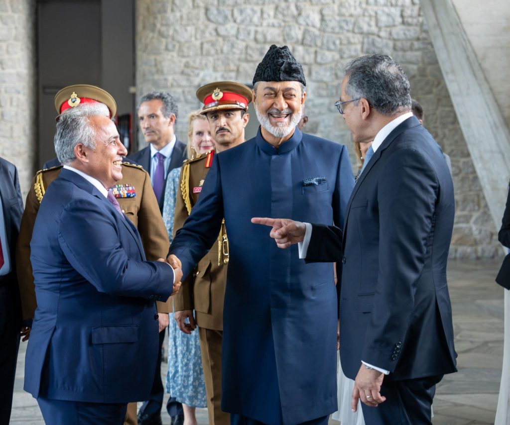 His Majesty visits UNESCO Headquarters